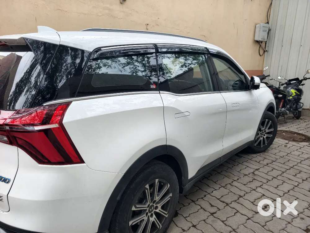 Mahindra Xuv700 2022 Diesel Well Maintained