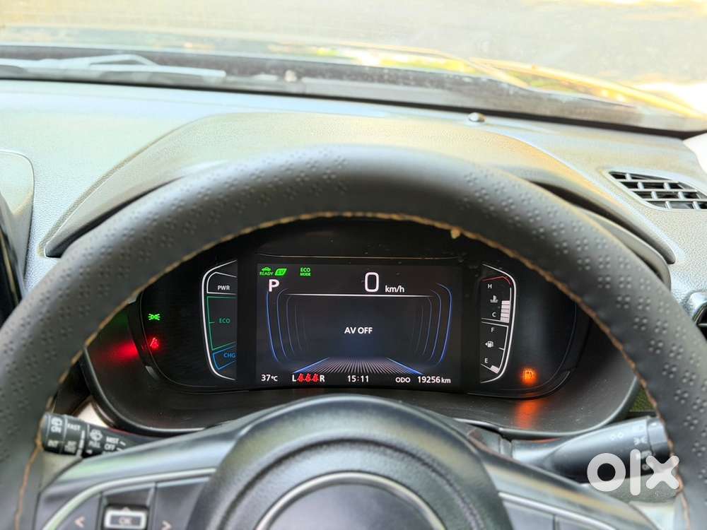 Maruti Suzuki Grand Vitara Strong Hybrid Zeta Optional 9 Months Old