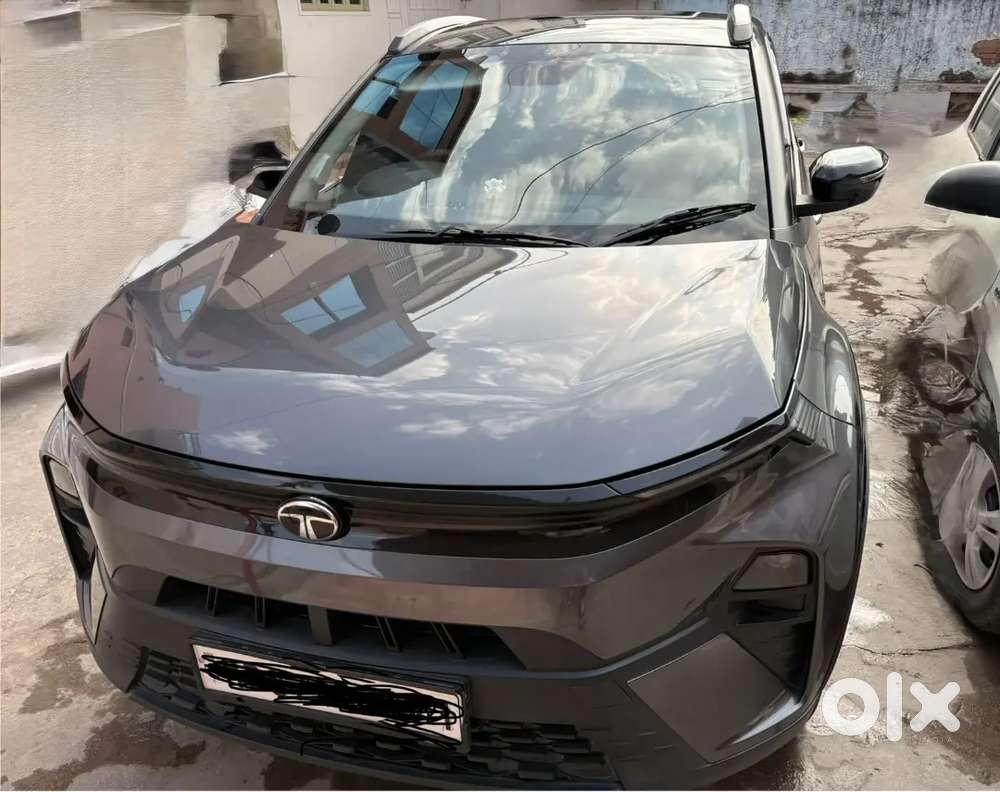 Tata Nexon Petrol Amt 2025