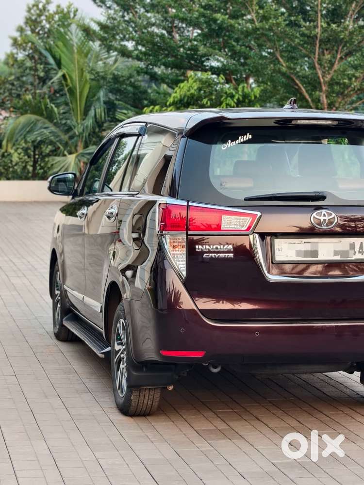 Toyota Innova Crysta 2.4 Gx Limited Edition At 8 Str, 2020, Diesel