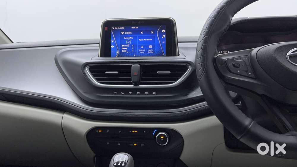 Tata Altroz 1.2 Xm Plus, 2022, Petrol