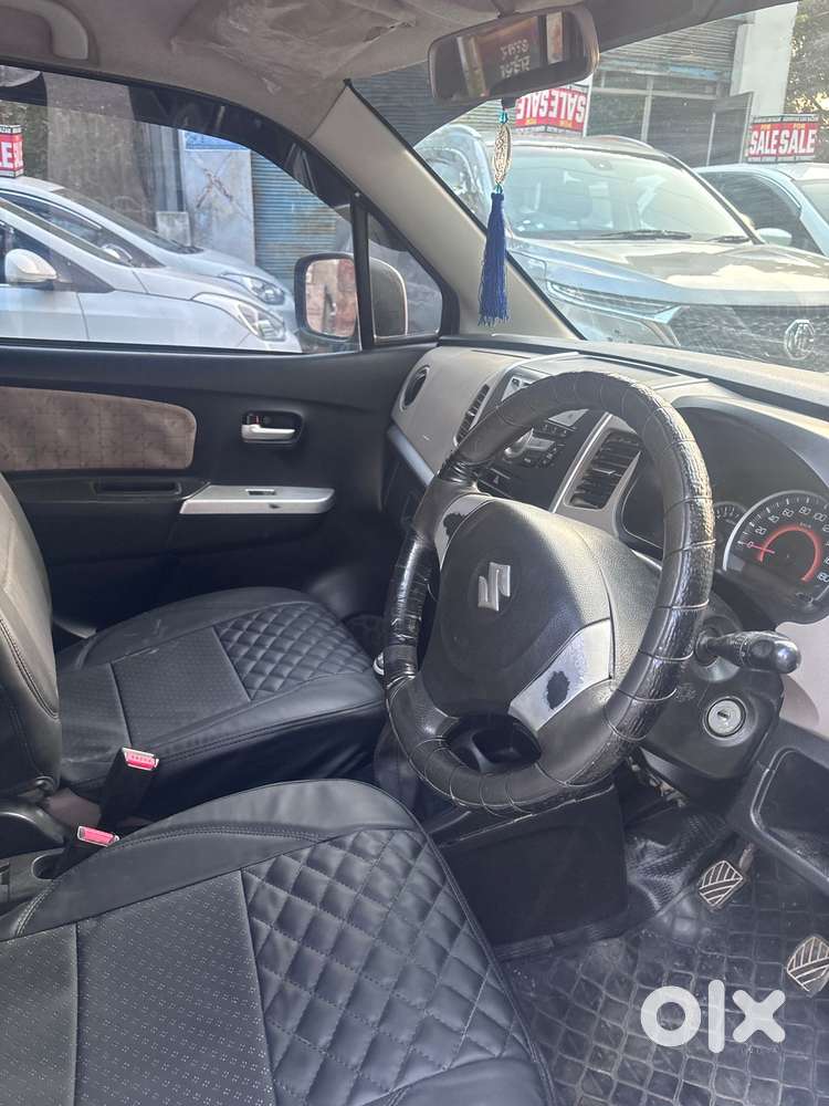 Maruti Suzuki Dzire 1.2 Vxi Cng, 2023, Cng & Hybrids