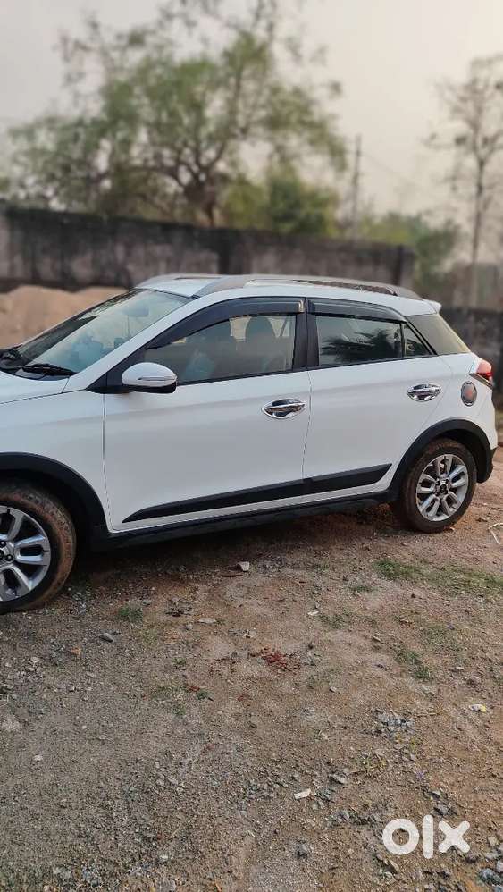 Hyundai I20 Active 2015 Petrol 107284 Km Driven