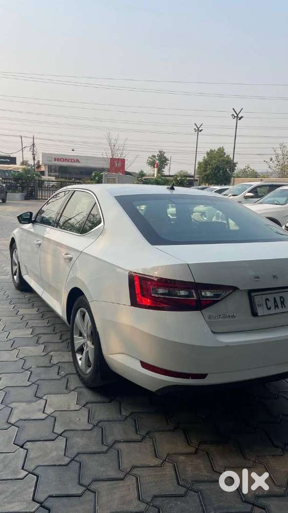 Skoda Superb, 2018, Petrol