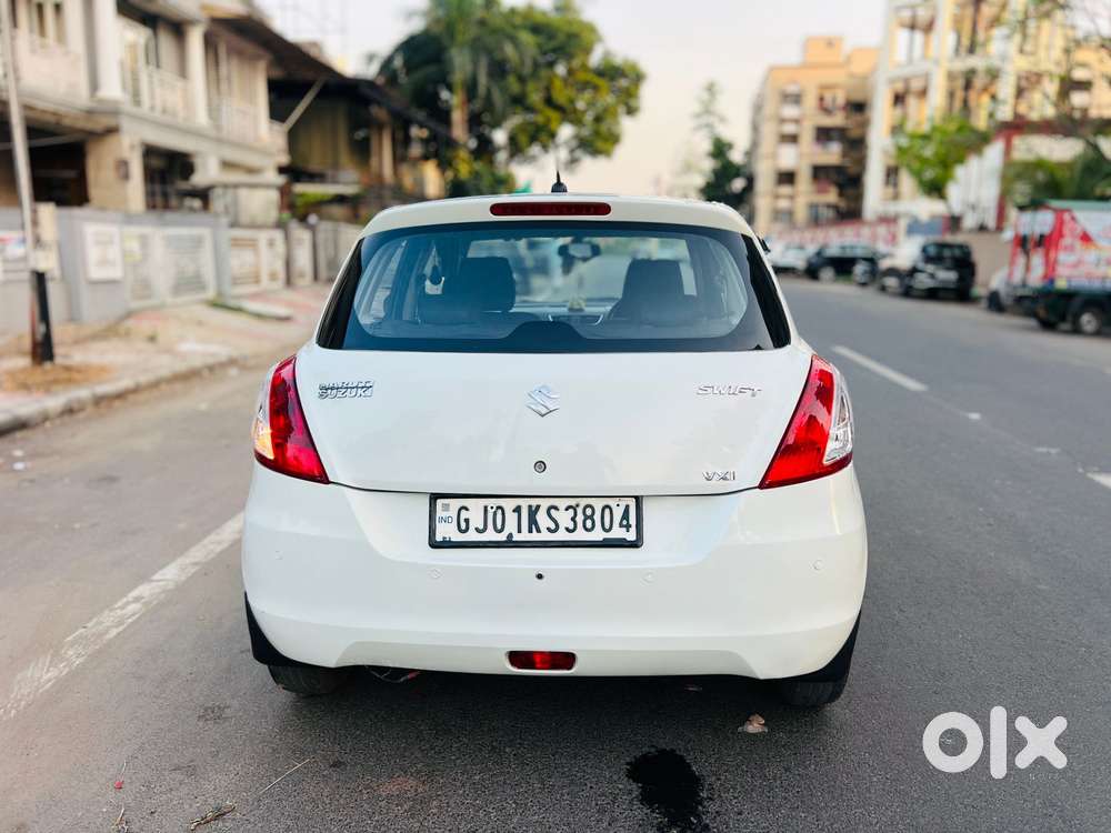 Maruti Suzuki Swift Vxi + Manual, 2013, Petrol