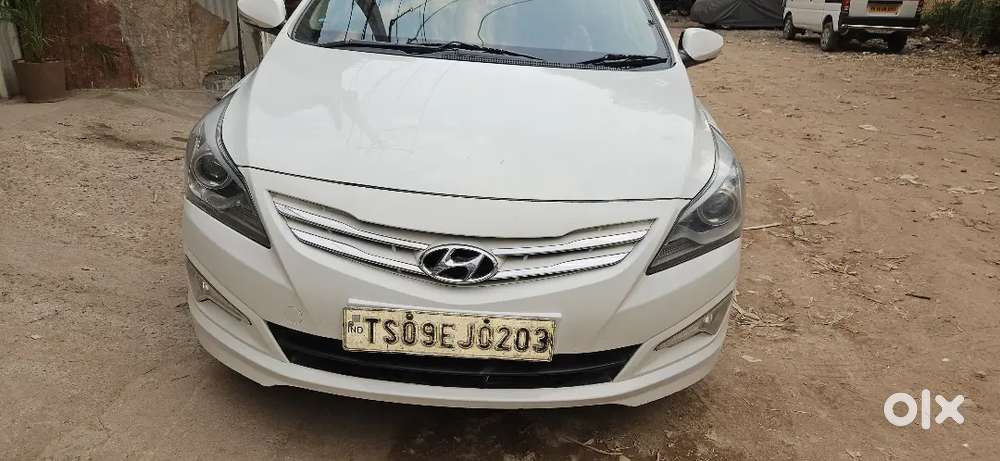 Hyundai Verna 2015