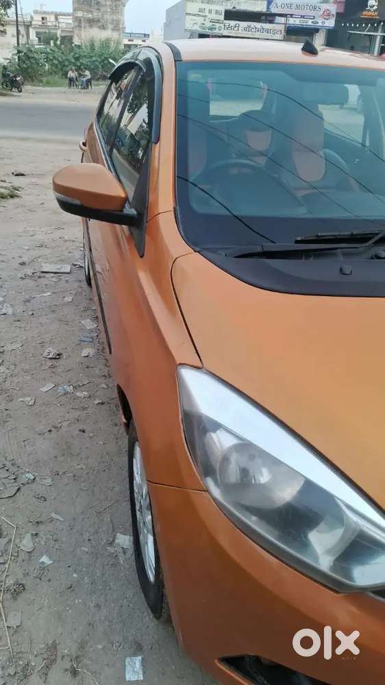 Tata Tiago 1.2 Revotron 2016 Top Model