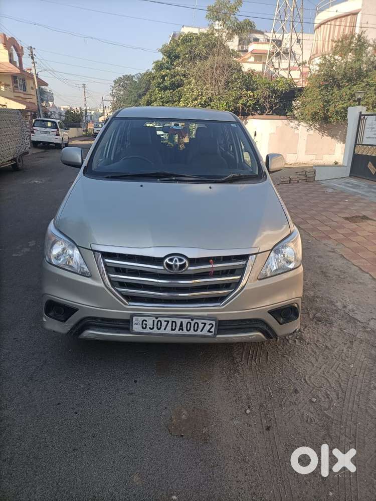 Toyota Innova 2.5 G4 Diesel 8-seater, 2016, Diesel