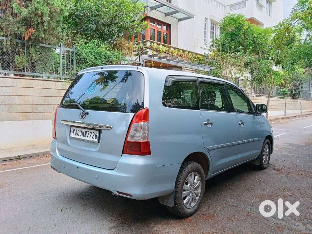 Toyota Innova 2.5 Ev Ps 7 Str Bs-iii, 2011, Diesel