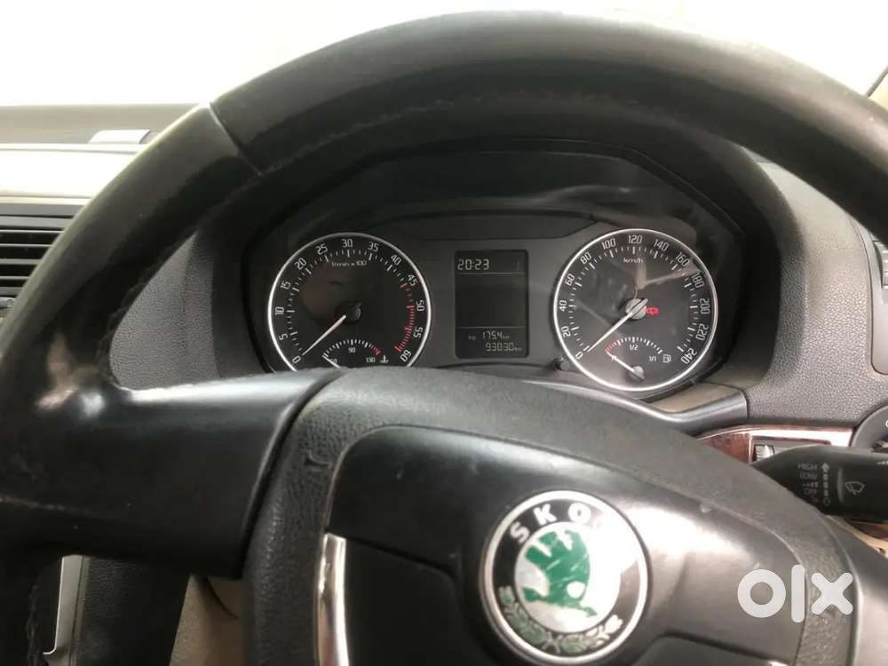 Skoda Laura 2.0 Ambiente 2010