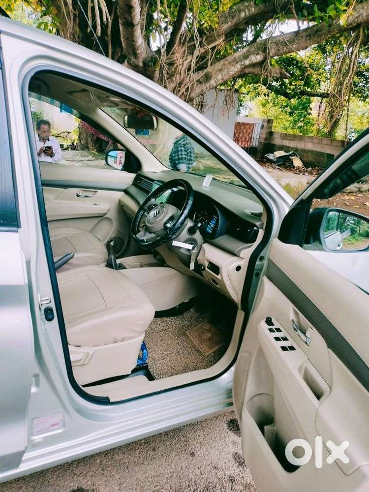 Maruti Suzuki Ertiga 1.5 Vxi, 2021, Petrol