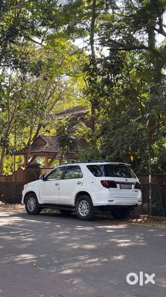 Toyota Fortuner 2010