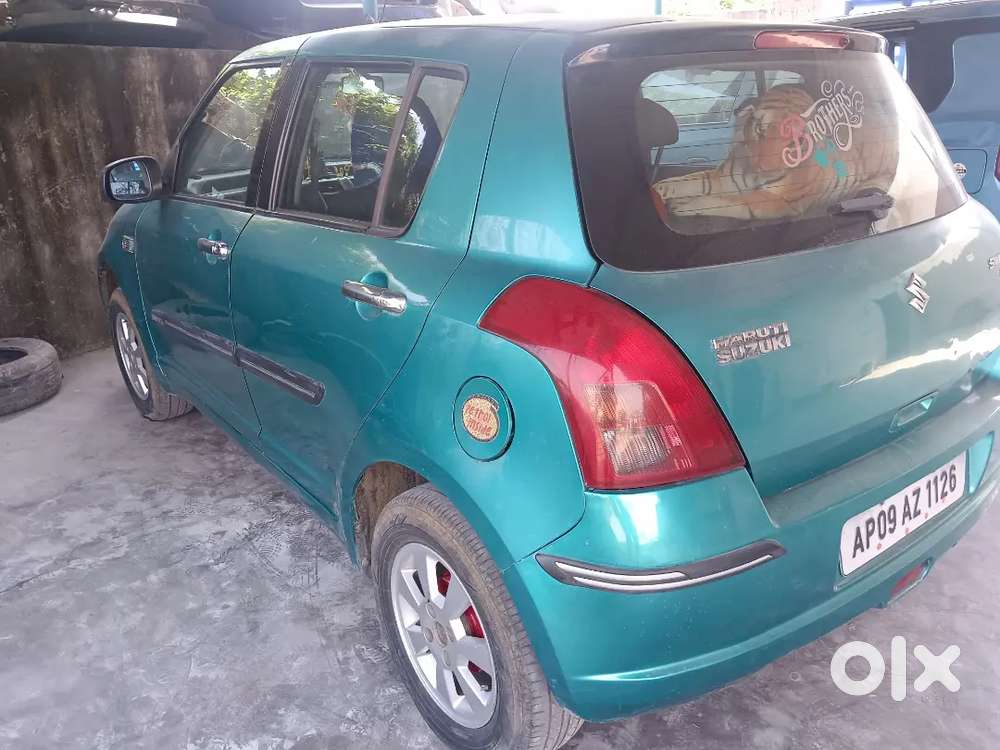 Maruti Suzuki Swift 2005 Petrol Manual