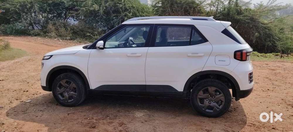 Hyundai Venue Sx, 2023, Petrol