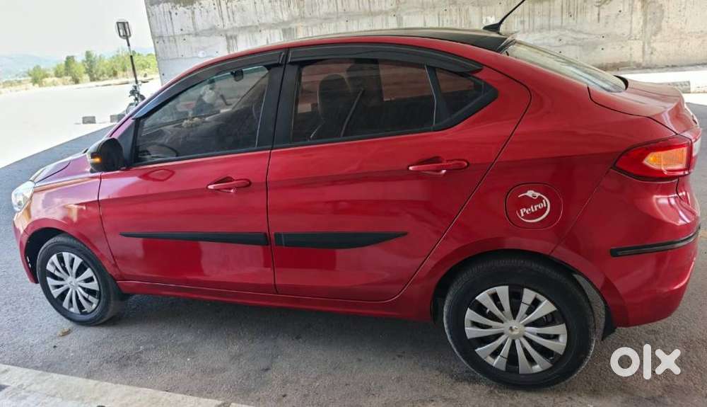 Tata Tigor 1.2 Revotron Xt, 2017, Petrol