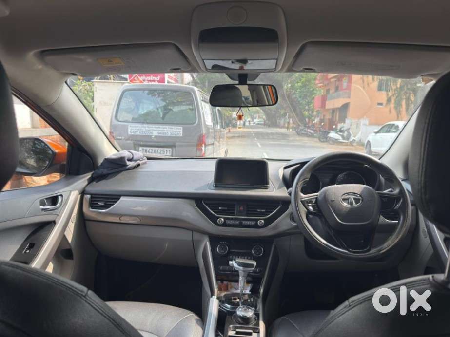 Tata Nexon 1.2 Revotron Xza Plus, 2018, Petrol