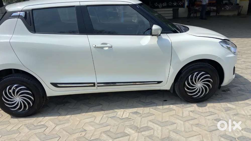 Maruti Suzuki Swift 2024 Petrol Well Maintained