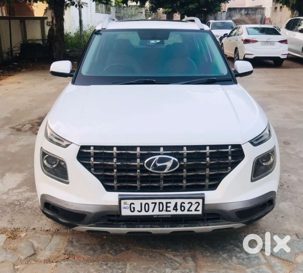 Hyundai Venue 2021 Automatic 1st Owner Pure Petrol