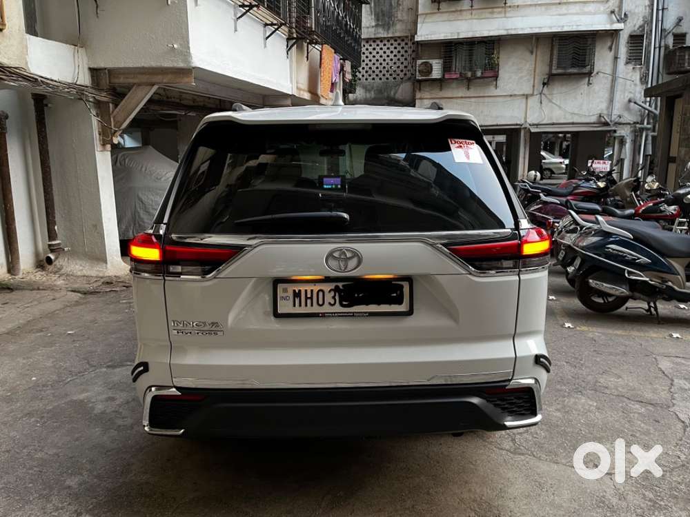 Toyota Innova Hycross  Petrol Good Condition