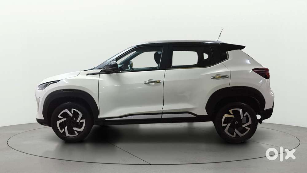 Nissan Magnite 1.0 Xv Premium, 2021, Petrol