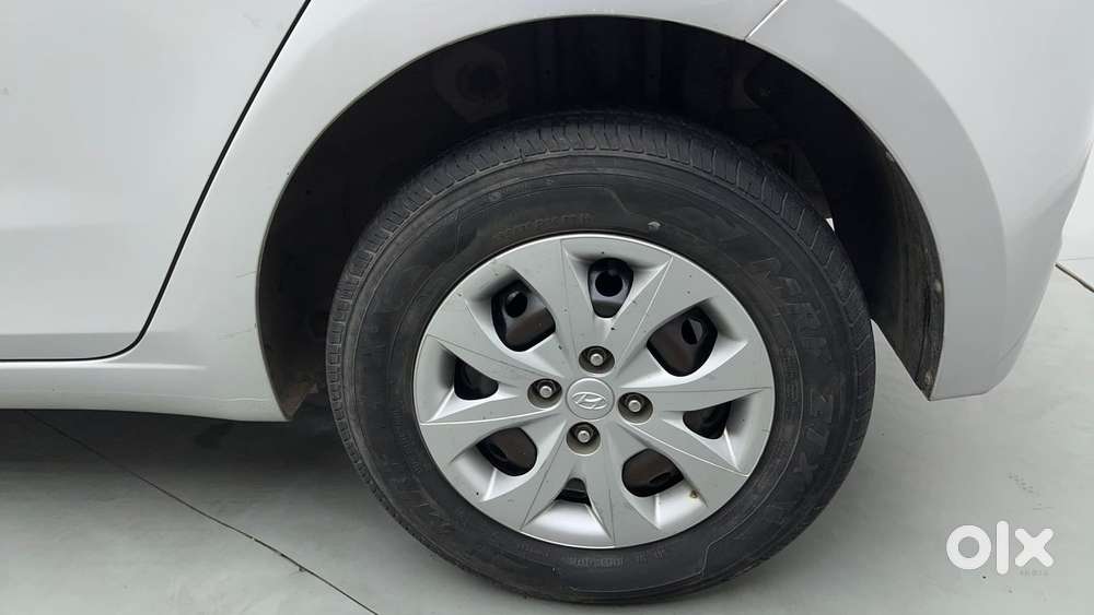 Hyundai Elite I20 [ ] 1.2 Magna, 2015, Petrol