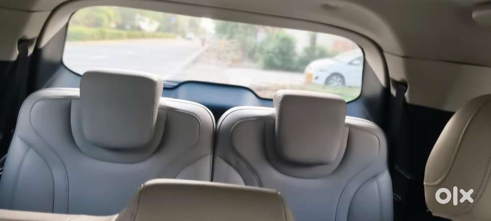 Xuv700 Petrol Automatic
