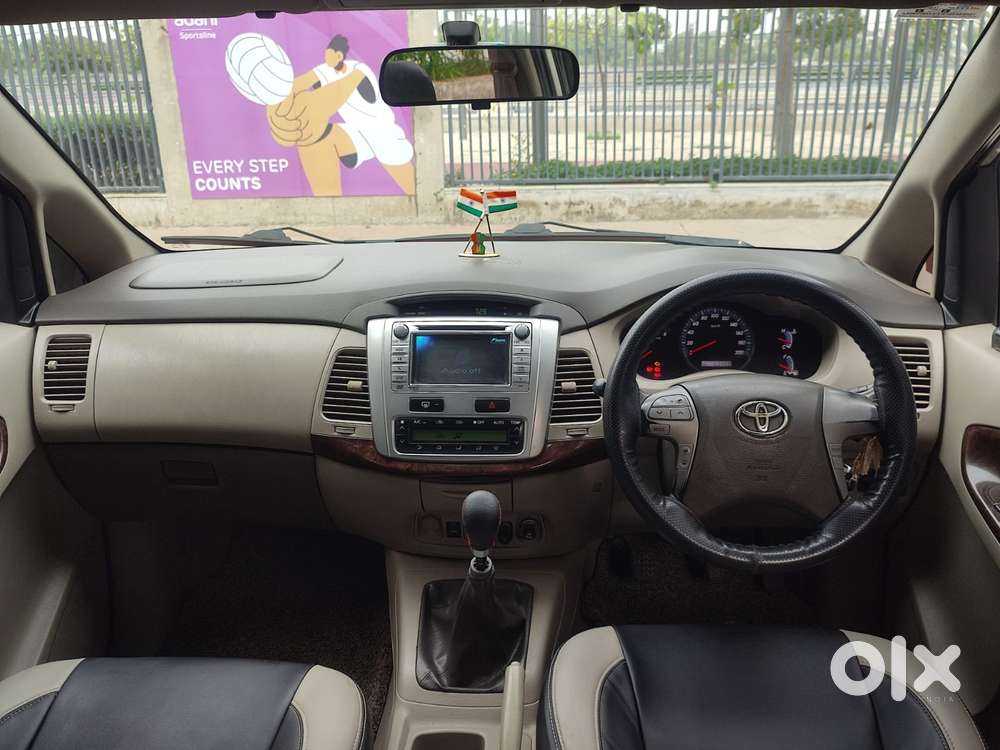 Toyota Innova 2.5 V 7 Str, 2012, Diesel