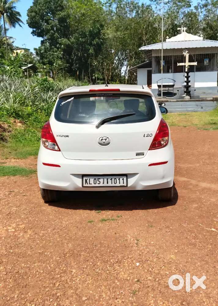2013 Hyundai I20 Asta Petrol, Top End Varient,new Shape