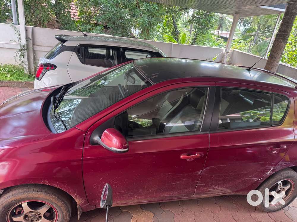 I20-2011 Red