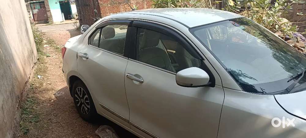 Maruti Suzuki Dzire 2021 Petrol 40000 Km Driven