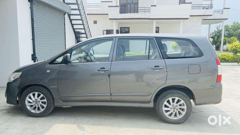 Toyota Innova 2.5 G (diesel) 7 Seater, 2014, Diesel