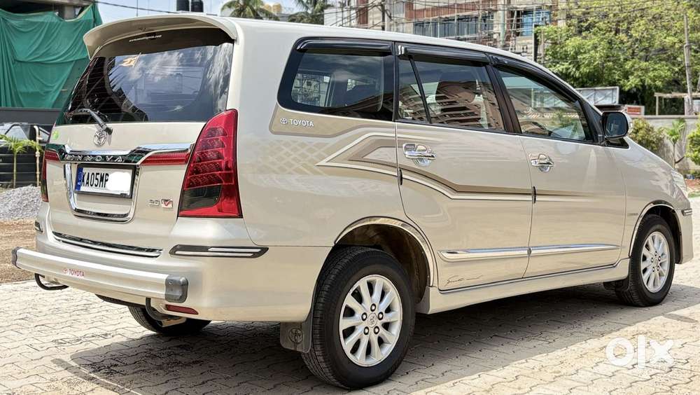 Toyota Innova 2.5 Vx 8 Str, 2014, Diesel