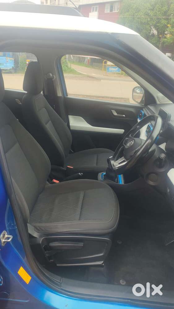 Tata Punch 1.2 Revotron Creative Ira Pack Mt Kaziranga Edition, 2022..