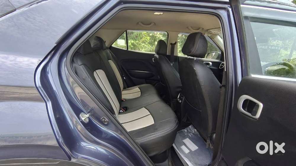 Hyundai Venue, 2021, Petrol