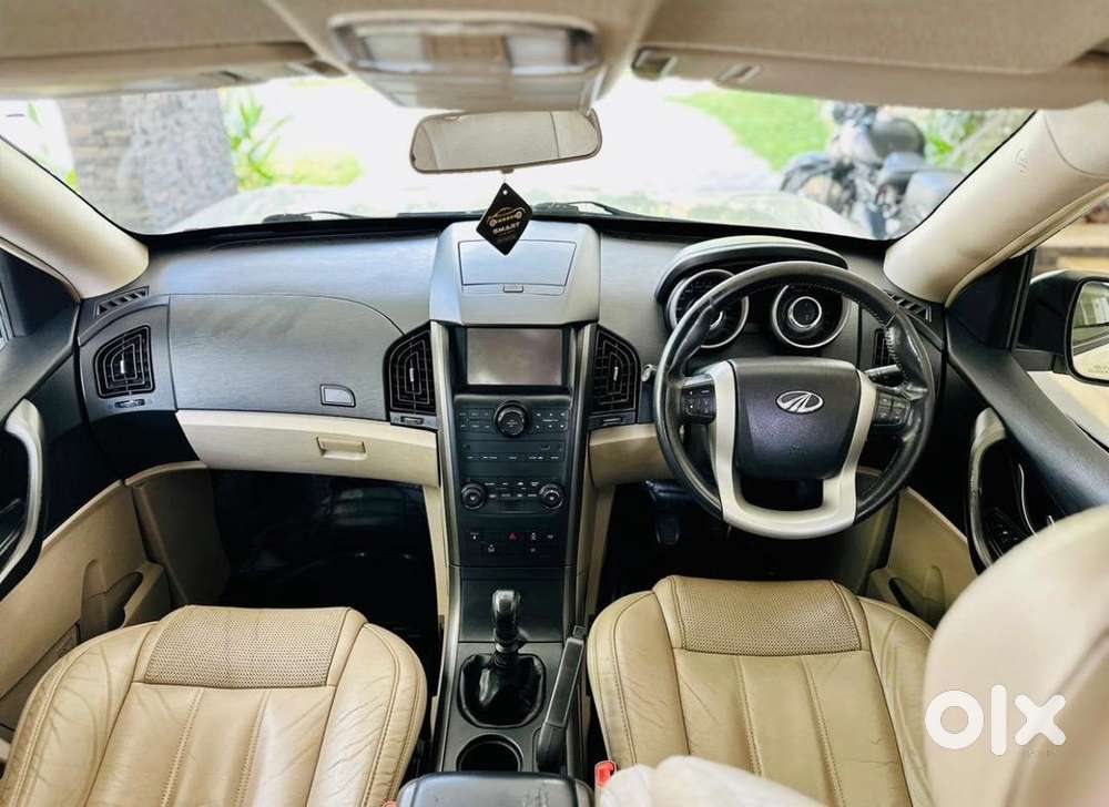 Mahindra Xuv500 2015