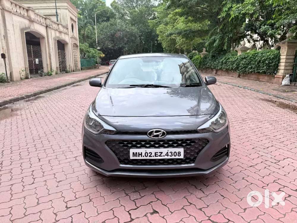 Hyundai Elite I20 1.2magna Executive At, 2018, Petrol
