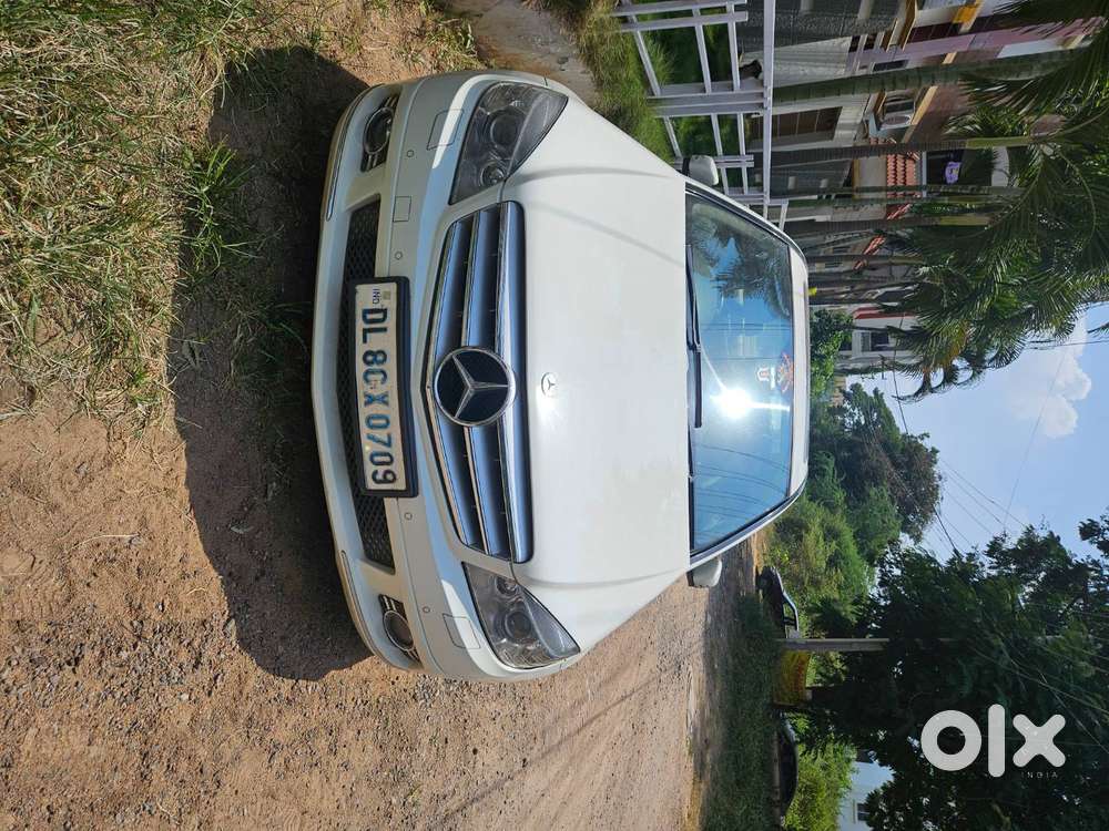 Mercedes-benz C-class 2011