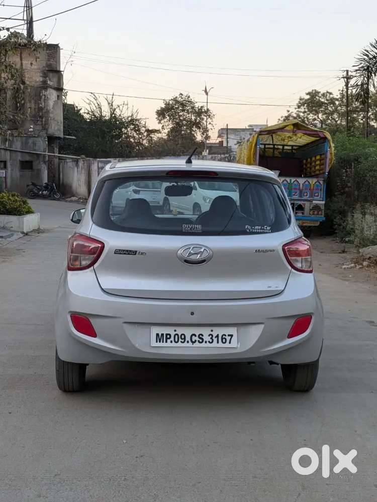 Hyundai Grand I10 2015 Diesel 77000 Km Driven