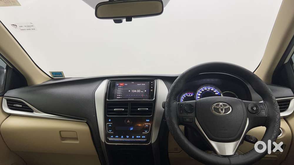 Toyota Yaris Ativ Vx Cvt, 2018, Petrol