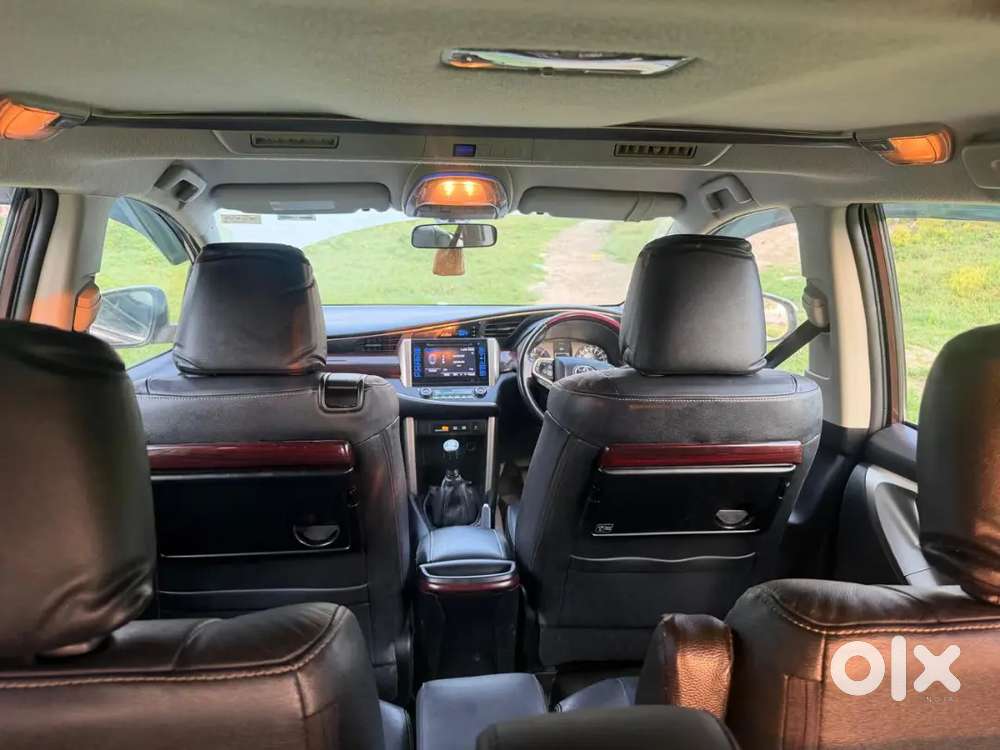 Toyota Innova Crysta 2017 Diesel 7-seater