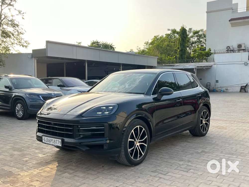 Porsche Cayenne, 2024, Petrol