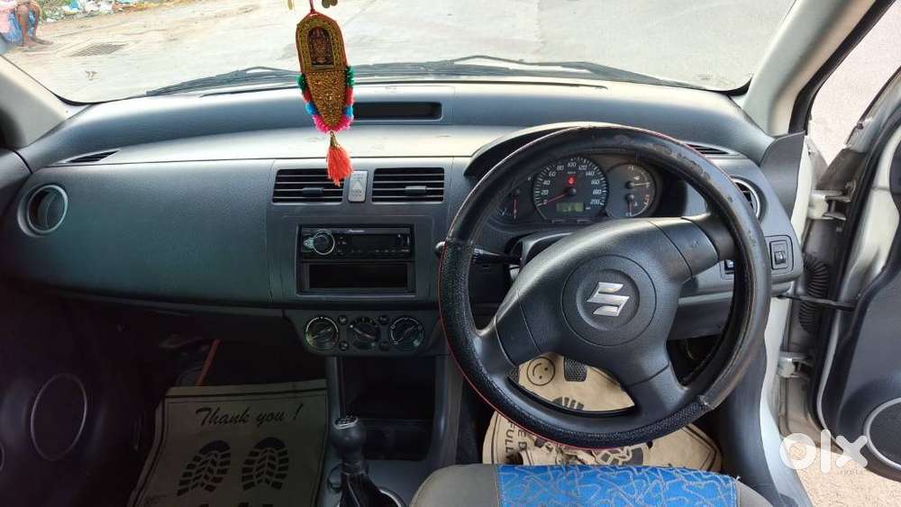 Maruti Suzuki Swift Vxi + Manual, 2006, Petrol