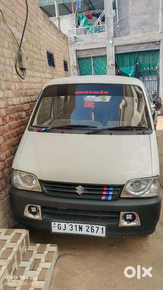 Maruti Suzuki Eeco 2016