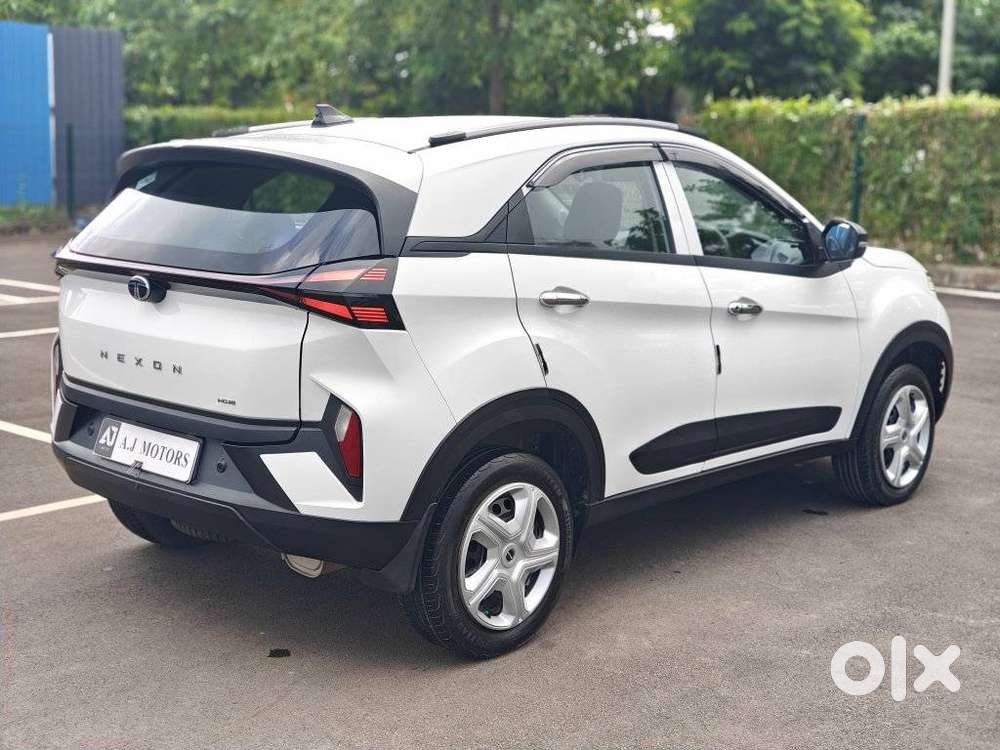 Tata Nexon Fearless Plus (ps) 1.2 Icng 6mt Red Dark Edition, 2025, C..