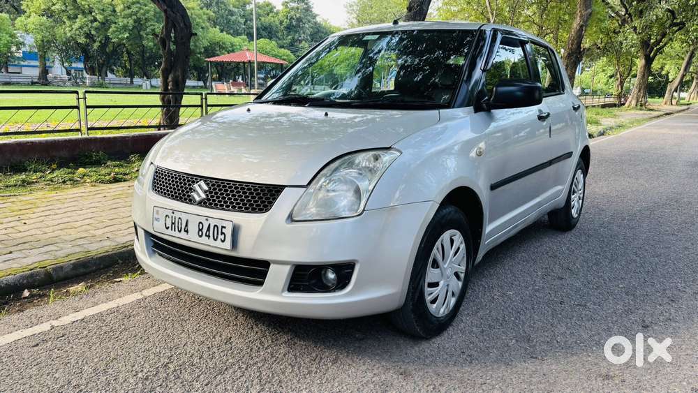 Maruti Suzuki Swift Vxi + Manual, 2007, Petrol