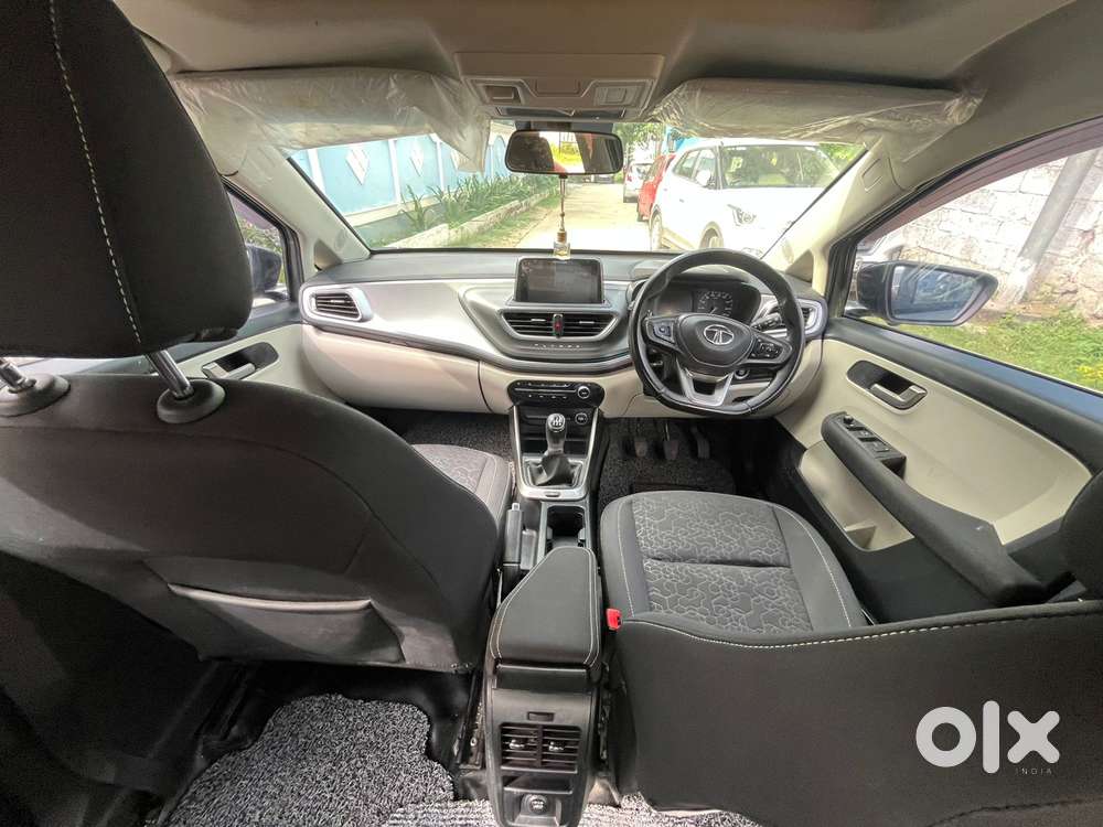 Tata Altroz Xz Plus (s), 2024, Petrol