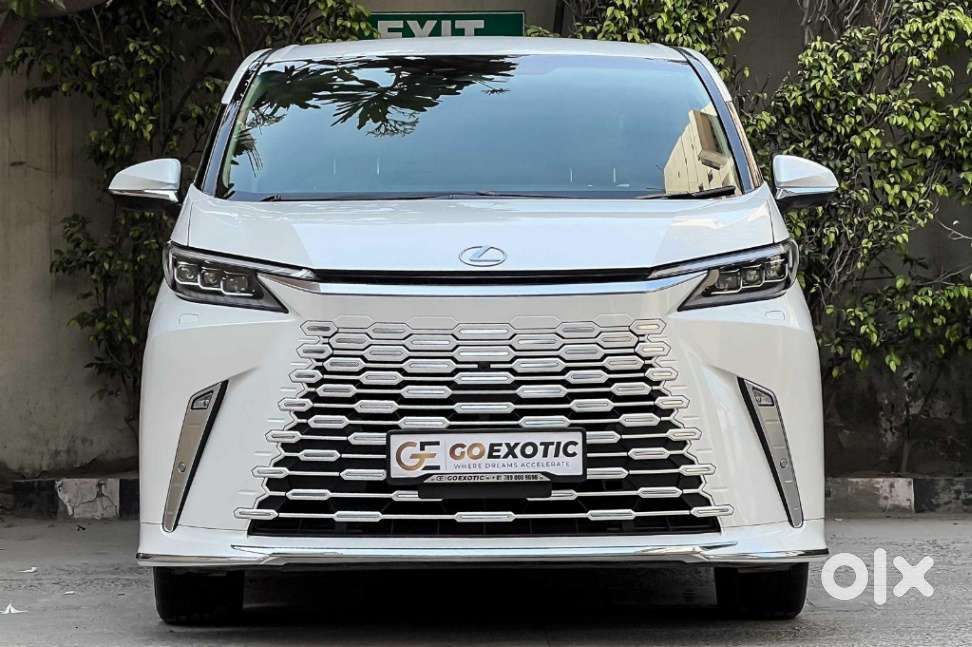 Lexus Lm 350h 4 Str Ultra Luxury, 2025, Petrol