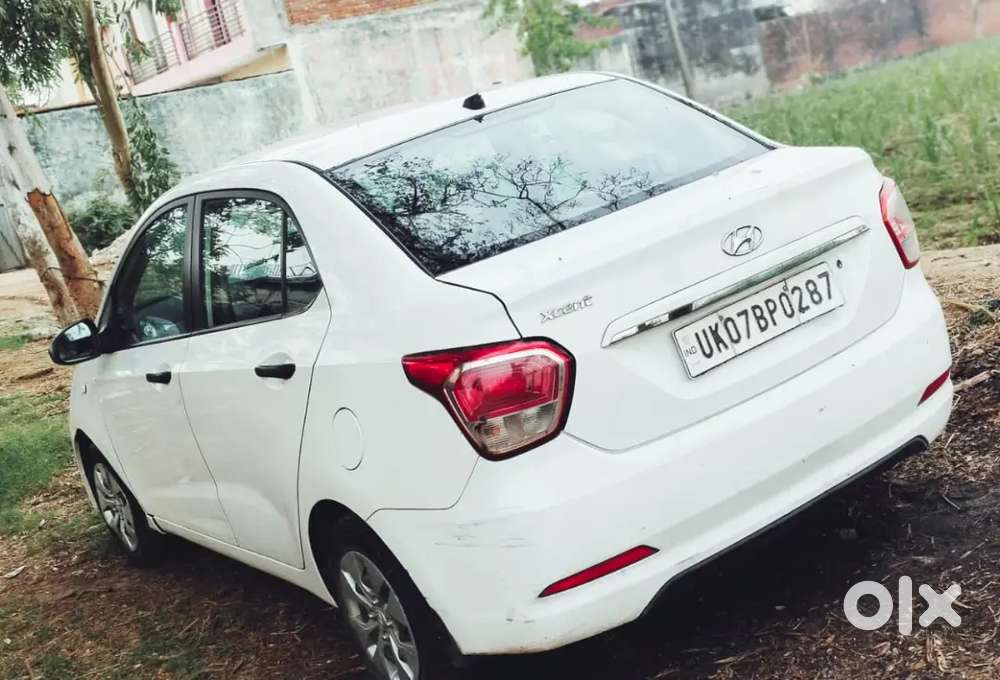 Hyundai Xcent 2016 Petrol 123000 Km Driven