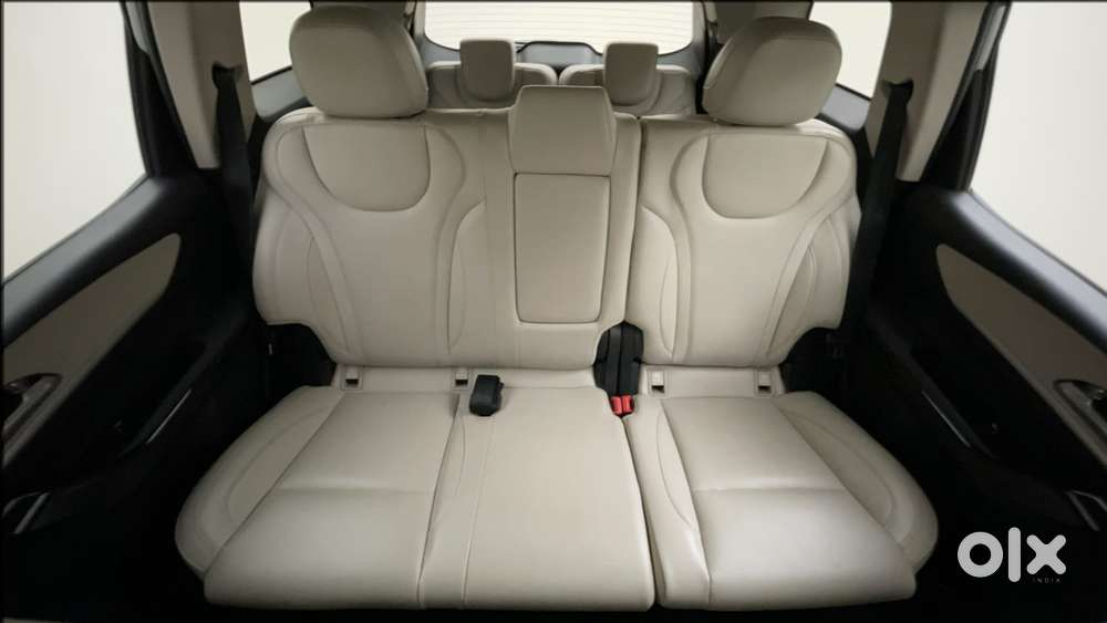 Mahindra Xuv700 2.0 Ax 7 Petrol At Luxury Pack Str, 2022, Petrol