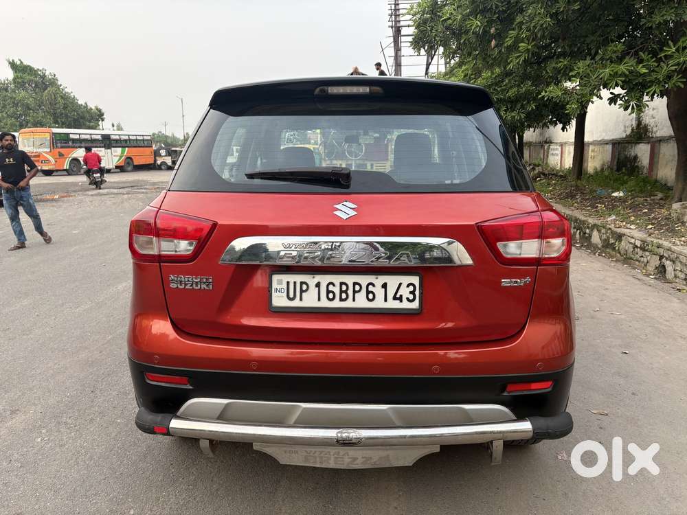 Maruti Suzuki Brezza Zdi+ Dual Tone, 2017, Diesel